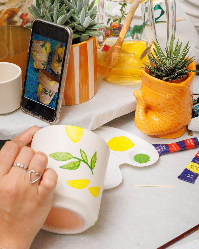 Kolibri Creatives | Verfpakket voor het schilderen van 8 bloempotten + orchideeën en succulenten | voor minimaal 4 personen | Creatieve visionair