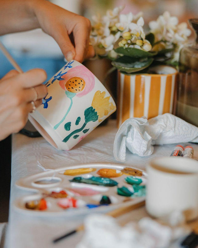 Kolibri Creatives | Verfpakket voor het schilderen van 8 bloempotten + orchideeën en succulenten | voor minimaal 4 personen | Creatieve visionair