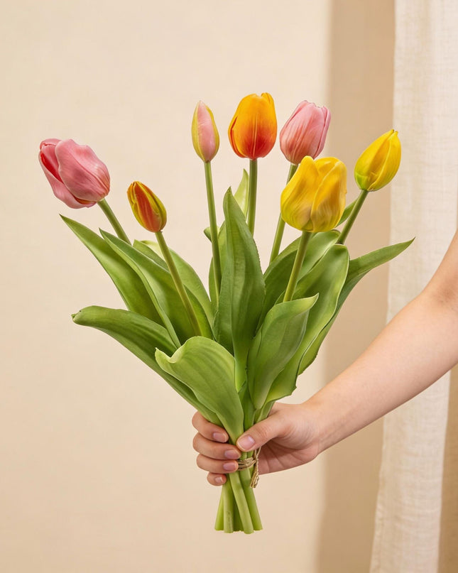 Mazetto di tulipani - Composizione Allegra - Tulipani artificiali 'Tocco Reale' - 7 steli - 42 cm